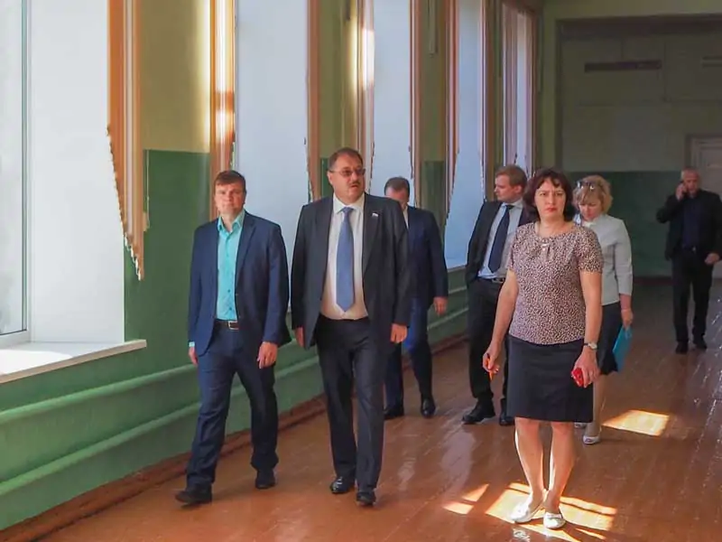 Депутат Госдумы от Брянской области Борис Пайкин завершил свою региональную неделю визитом в Стародуб
